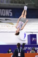 Tomas Minc in the air upside down