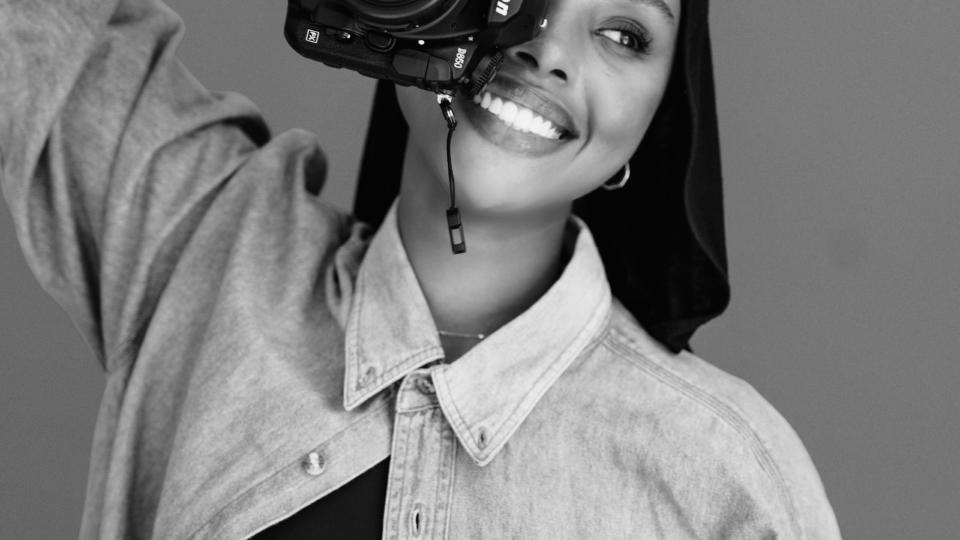 Hannan with camera